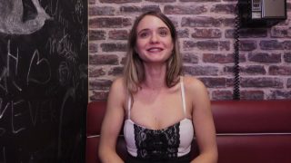 Justine masseuse aime le sexe sans prise de tête